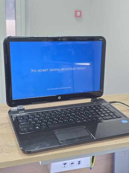 Ноутбук HP 15-b050sr